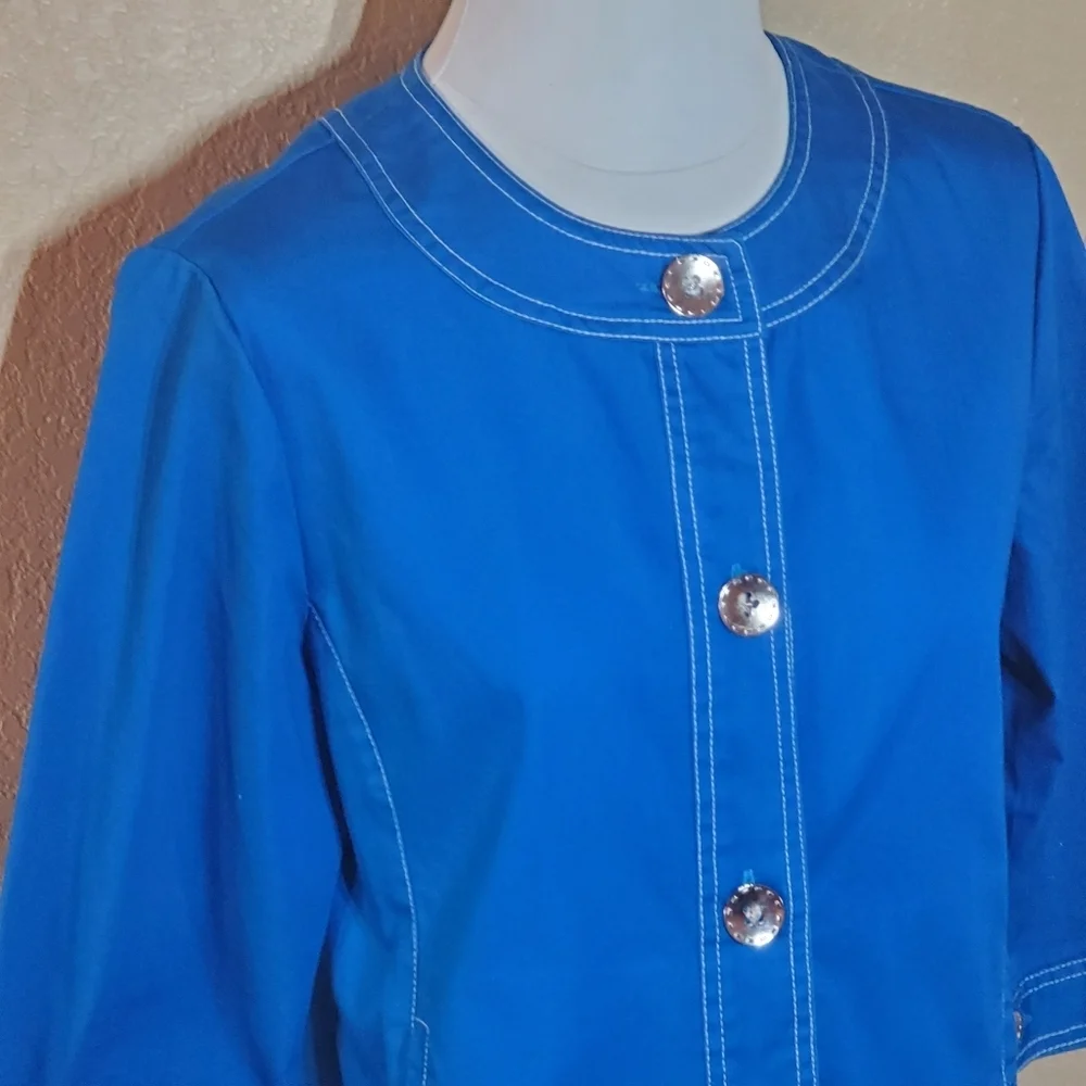 TANJAY 4 Button Jacket - Picture 3 of 4